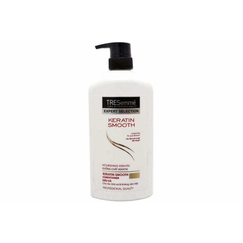 Dầu xả Tresemmé Keratin Smooth chai 620g nhập khẩu