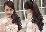 Đuôi tóc xoăn lọn cute