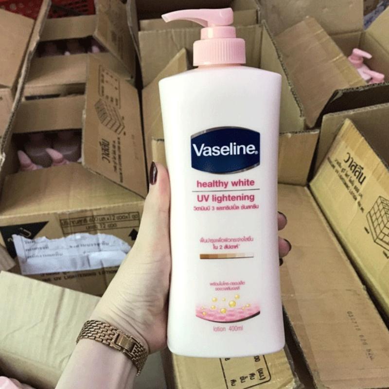 DƯỠNG THỂ TRẮNG DA VASLINE THÁI INTENSIVE CARE DEEP RESTORE - HỒNG 400ML