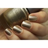 Sơn móng Morgan Taylor Give Me Gold 50075 15ml