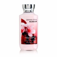 Sữa dưỡng thể toàn thân Bath And Body Works Japanese Cherry Blossom 236ml