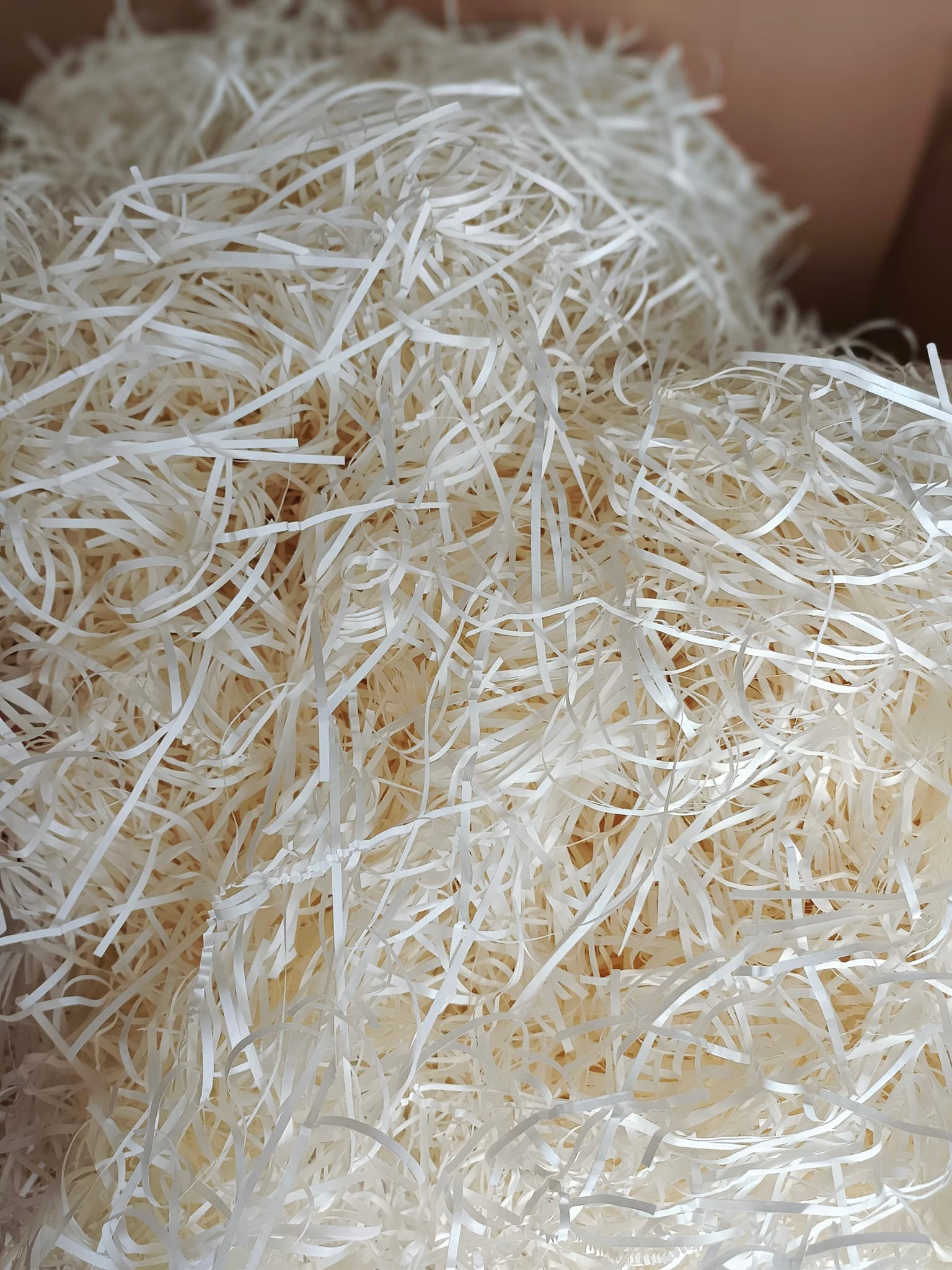 GIẤY RƠM LÓT HỘP QUÀ