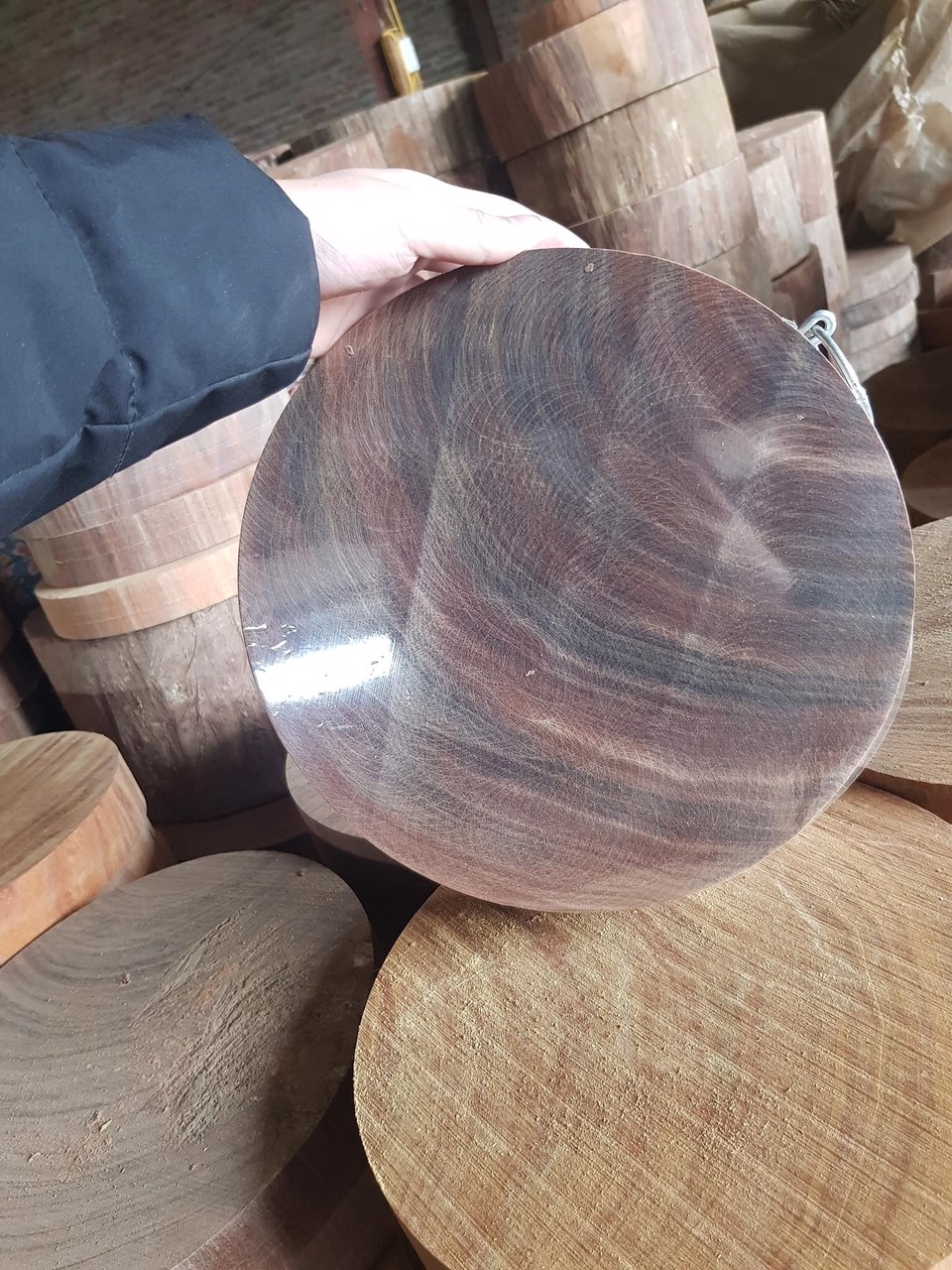 Thớt gỗ nghiến tròn đường kính 25cm