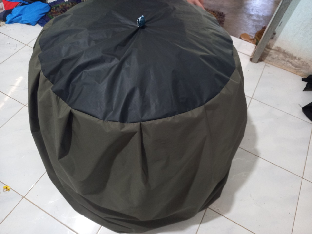 Mùng chống mưa đủ kích cở cho gà: