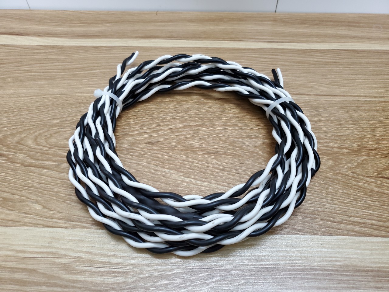 Bộ Dây Loa Quân Sự Mạ Bạc 2.5m/1 vế (2 vế 5m)