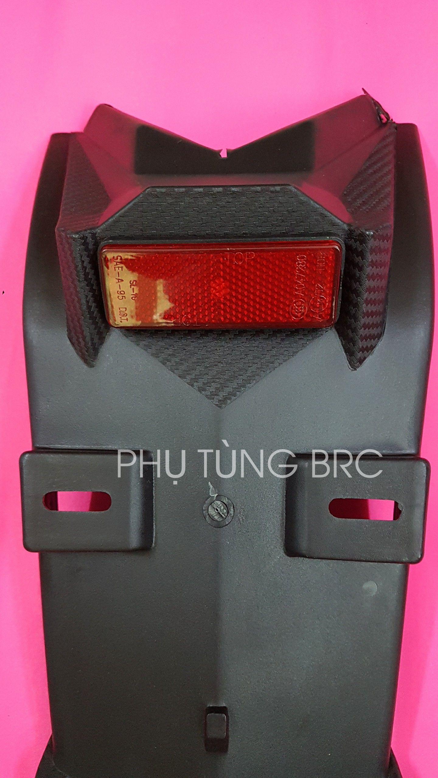Chắn bùn (dè sau) kiểu FZ dùng cho xe EXCITER150