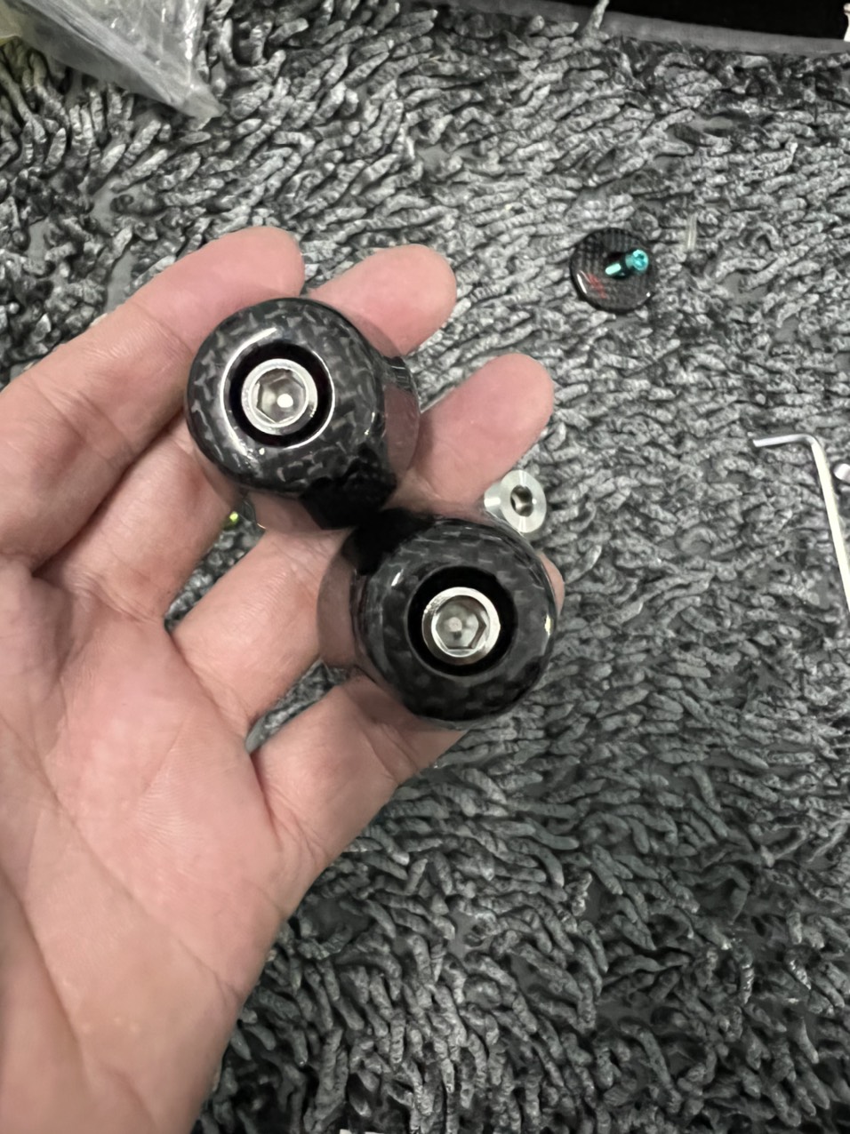 Hunchback hand láy coating carbon for all kinds of motorcycle aluminum row monolithic coated CNC Cabon pole