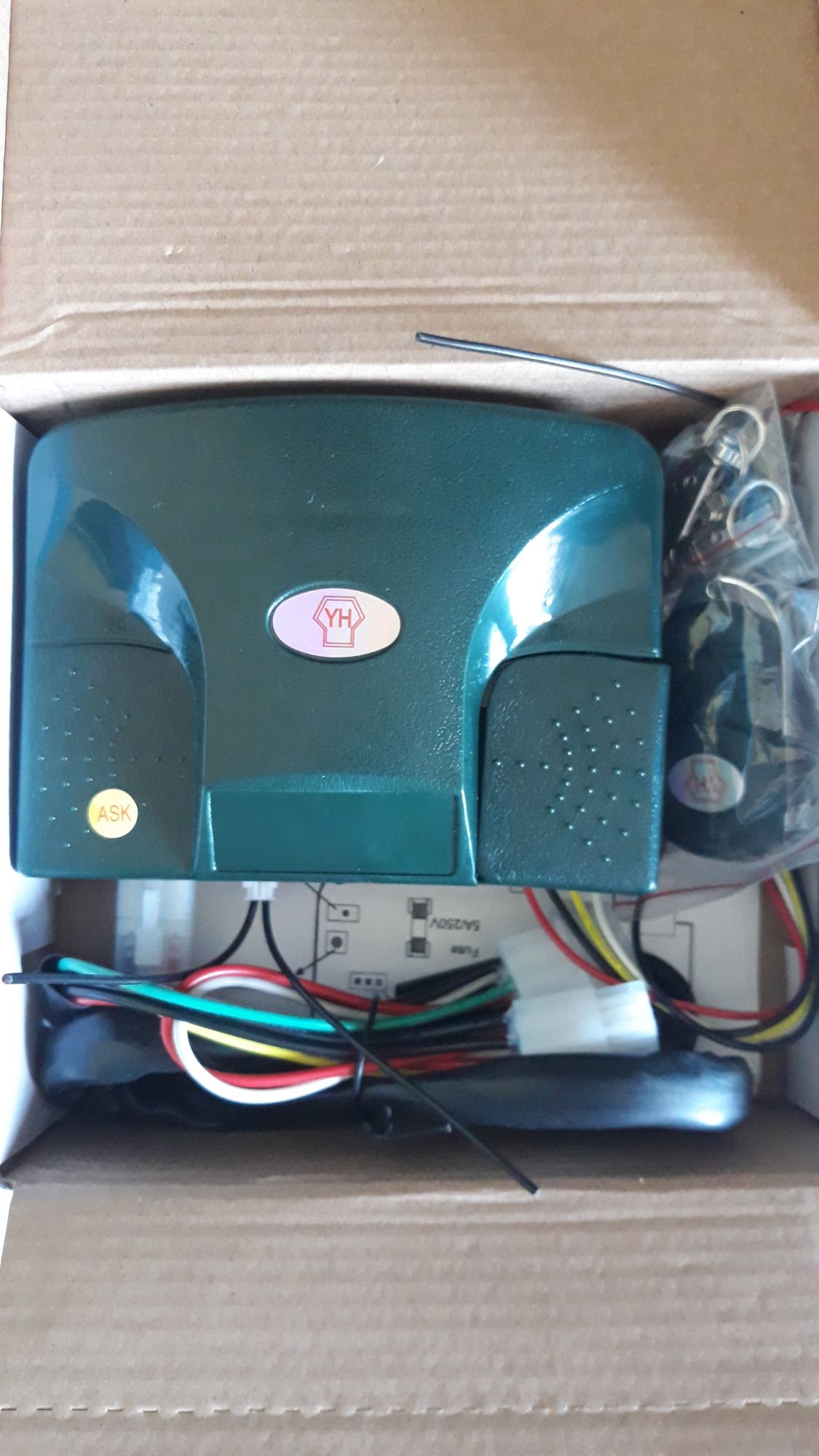 Shutter door controller Ch Taiwan 365 MHz code hopping
