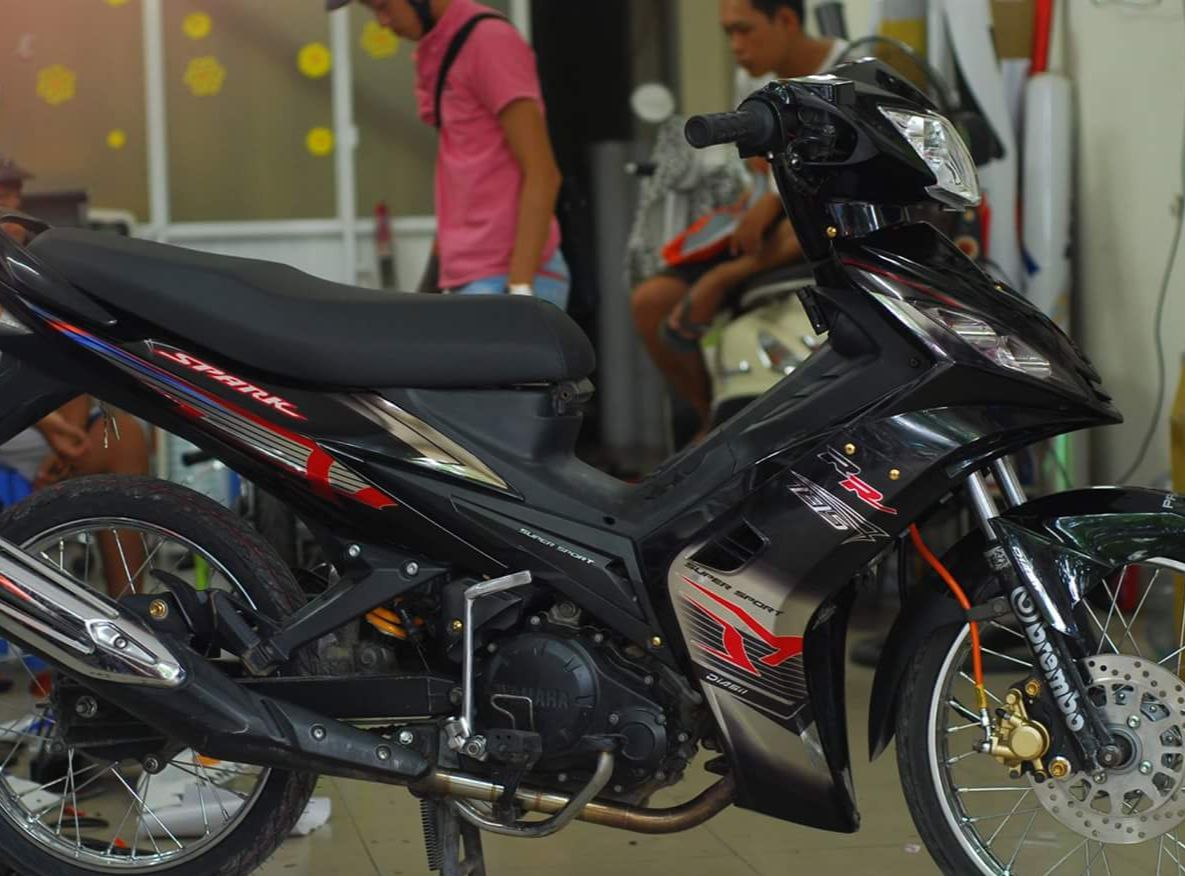 Tem rời ex nhỏ 2010 spark dán xe đen phối xám đỏ