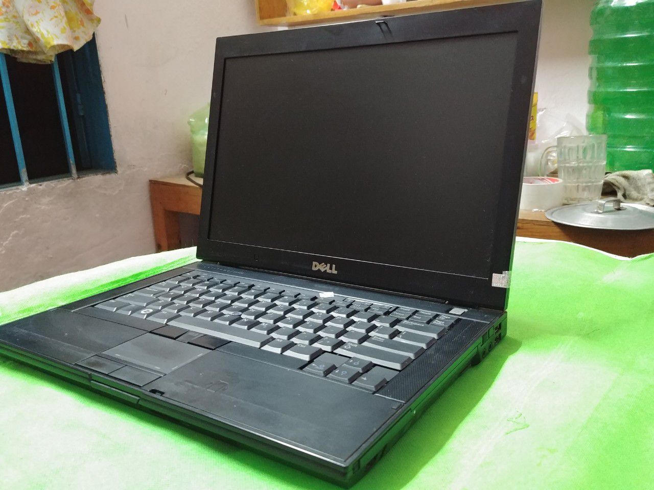 laptoo gia re
