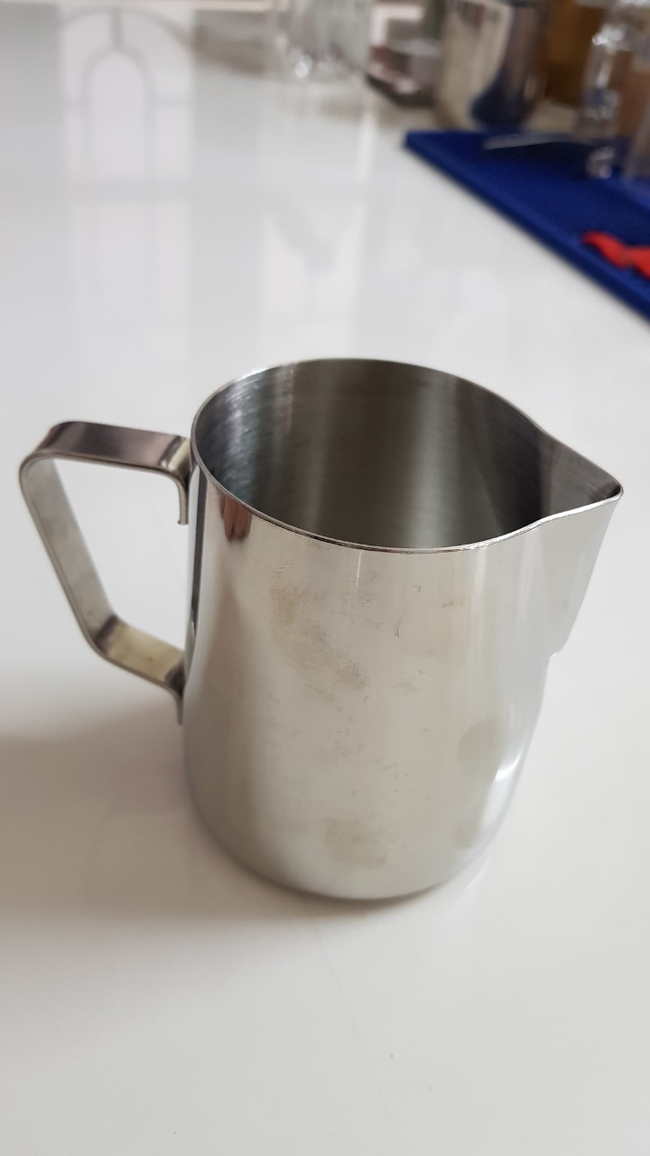Ca đánh sữa inox 550ml