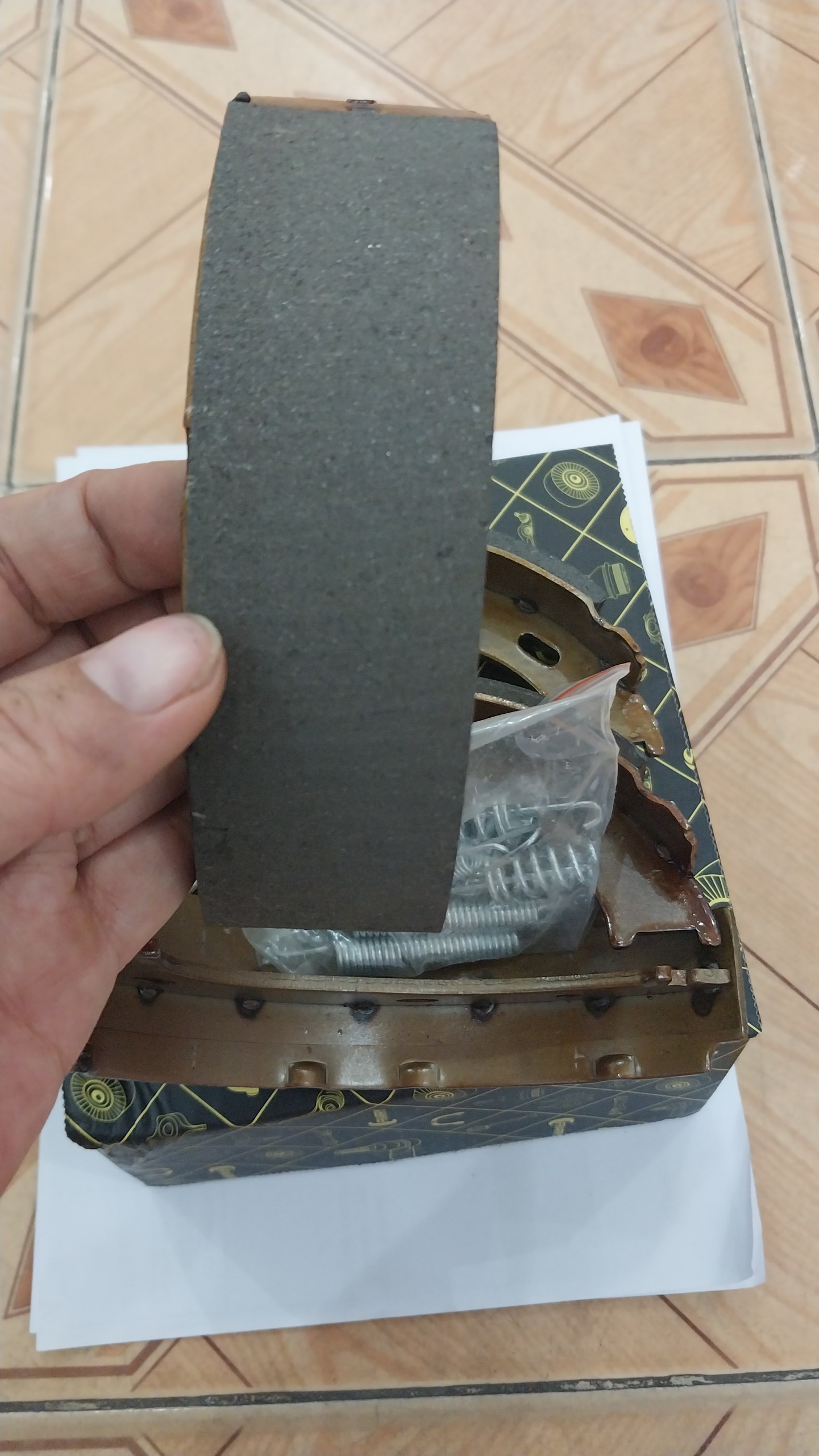 BỐ THẮNG TAY XE MERCEDES SPRINTER 16 CHỖ