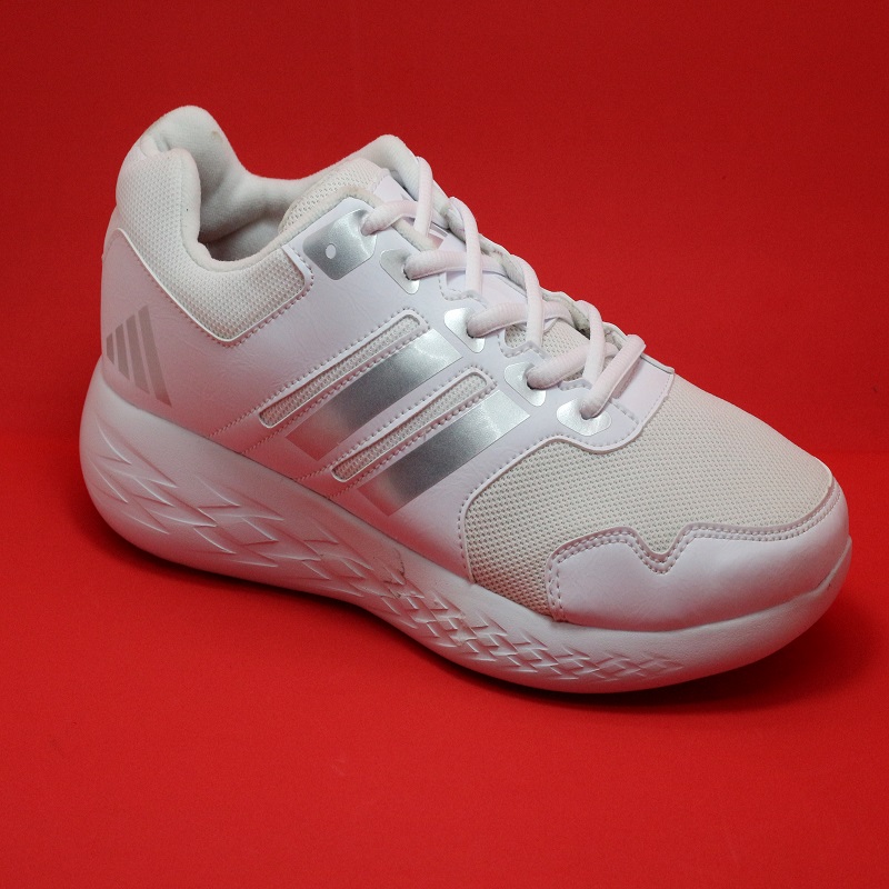 Giày sneaker đủ size nam nữ ST29