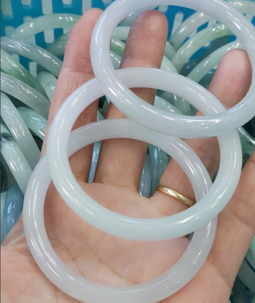 Vòng Tay Đá Cẩm Thạch Liền Khối Trắng đá A THIÊN NHIÊN 100%, Hàng Chụp Thực Tế,Đủ Side