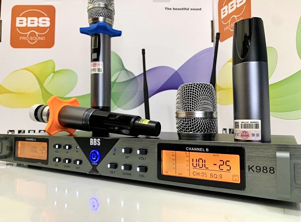 Trọn Bộ Micro Hát Karaoke Không Dây BBS K988 Chuyên Nghiệp