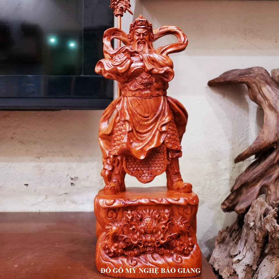 Tượng quan công quan vân trường gỗ hương cao 30cm (mẫu mới)