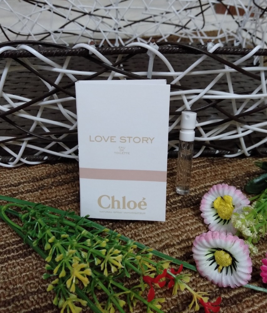 Nước hoa Vial nữ Chloe Love Story chai 1.2ml