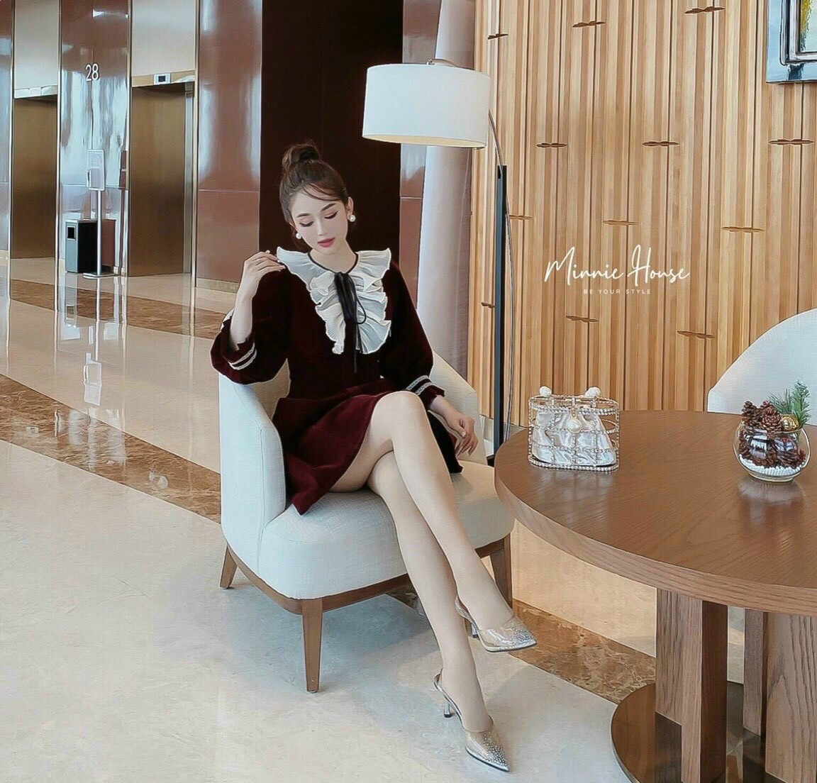 Đầm nhung xòe tay dài cổ phối bèo đính nút đầm tiểu thư đầm dự tiệc xinh xắn