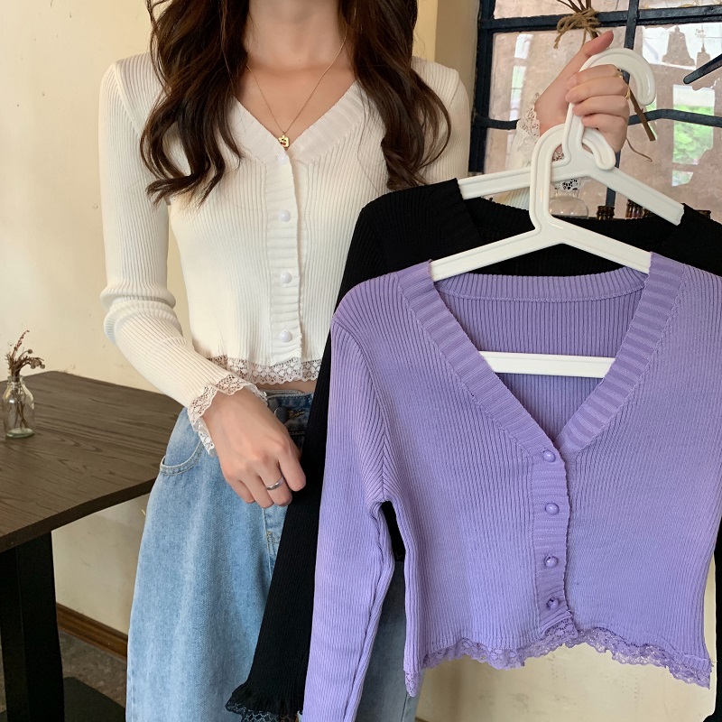 Áo crotop dài tay cúc viền phối ren
