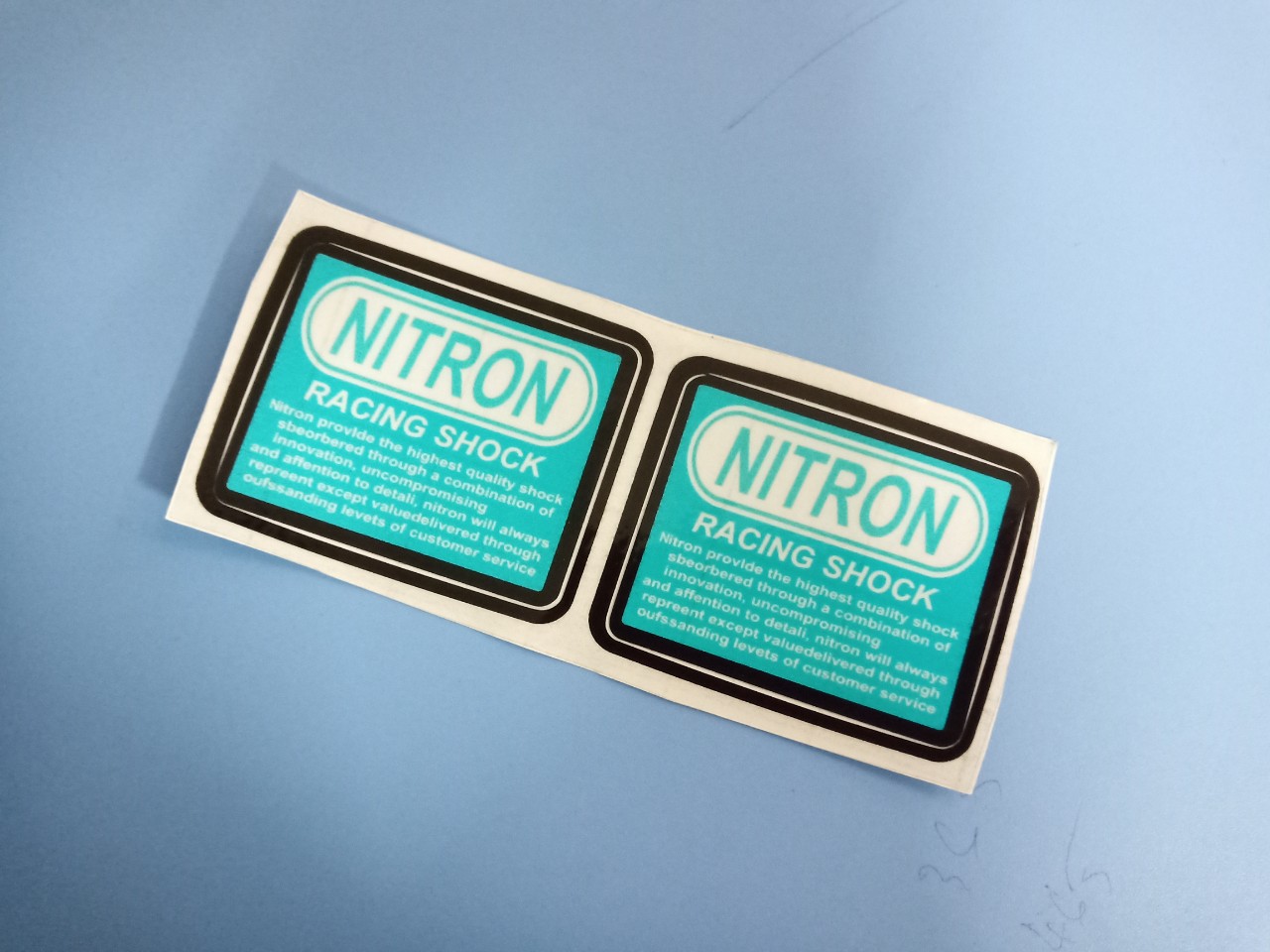 2 tem dán phuộc sau nitron