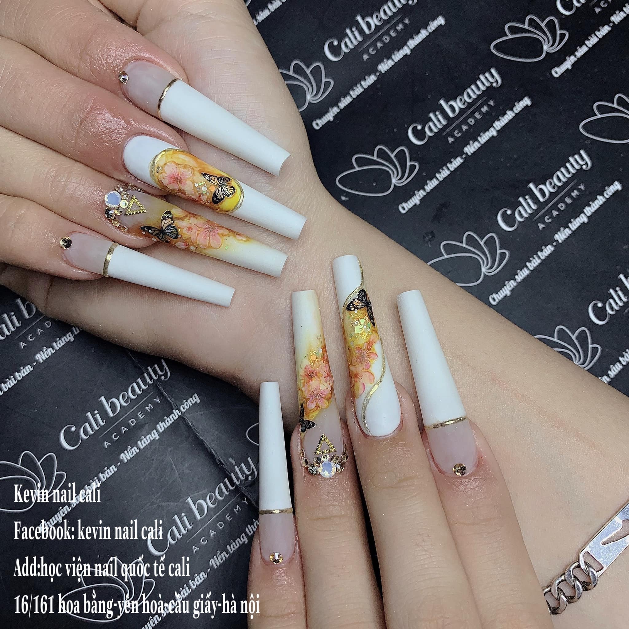 Móng nối móng tay fom thang dài