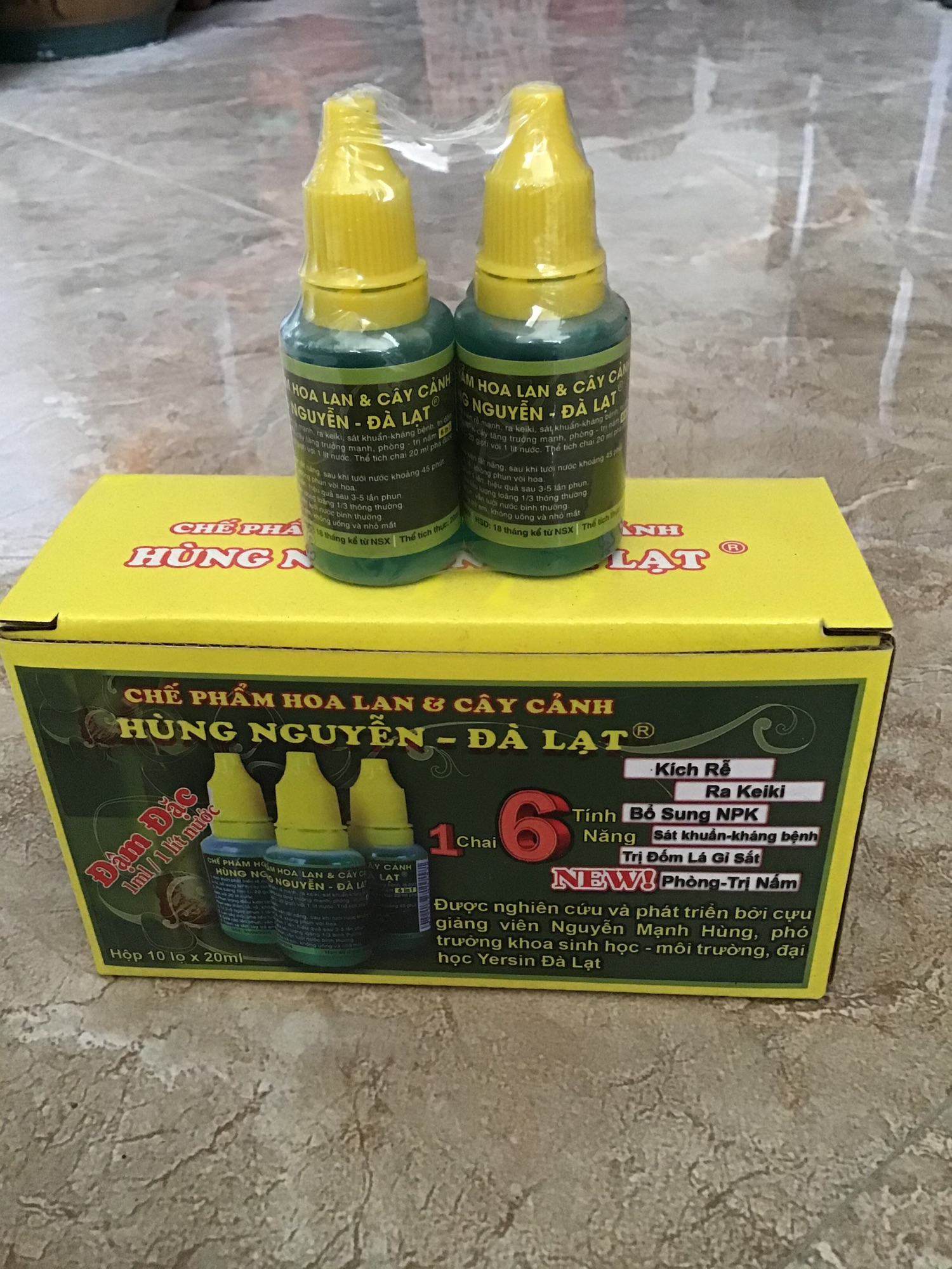 2 lọ  Hùng Nguyễn