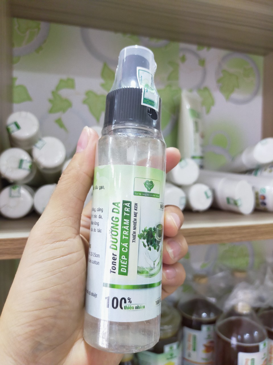[HCM]TONER DƯỠNG DA DIẾP CÁ TRÀM TRÀ MẸ KEN