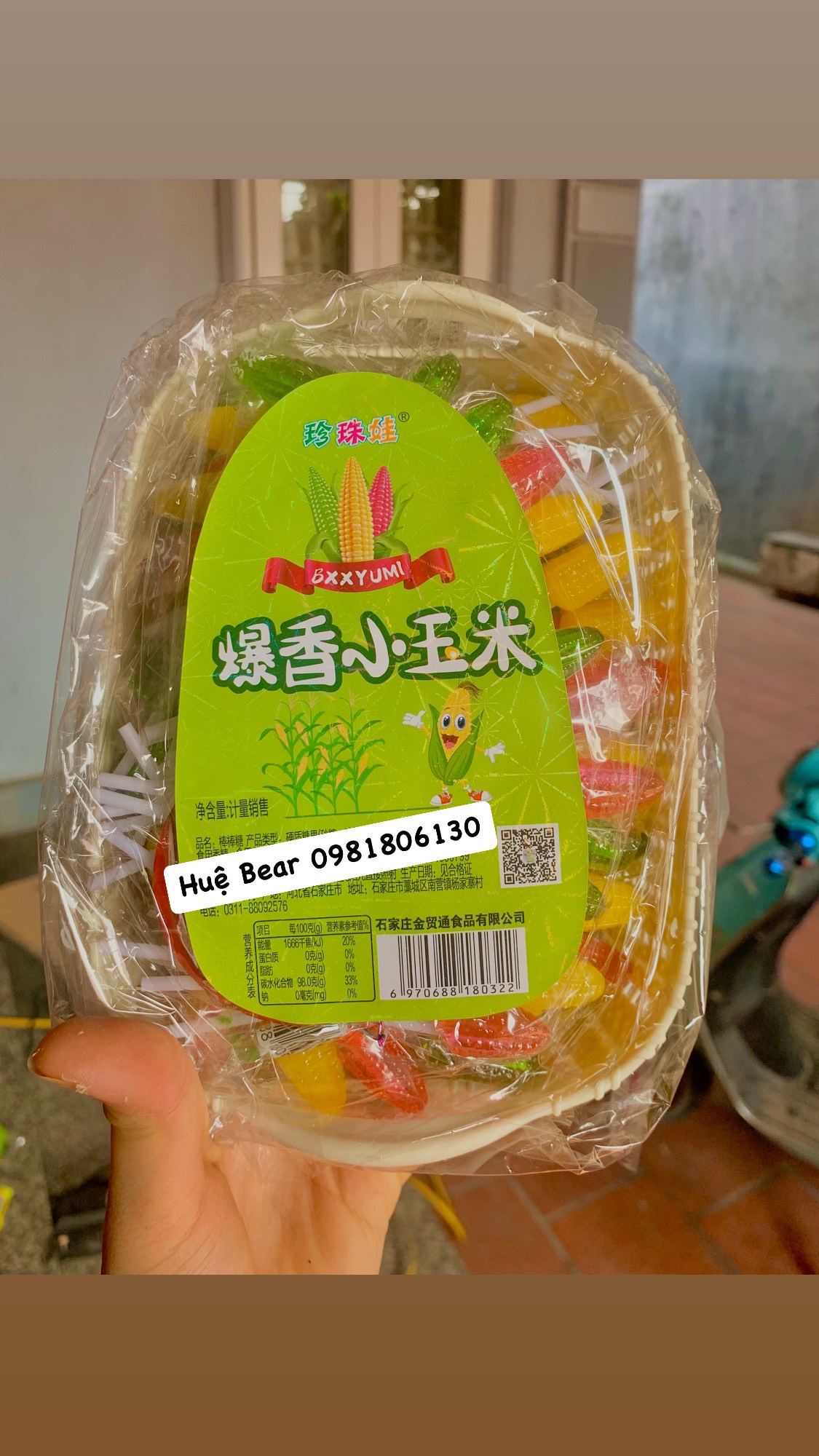 Một rổ kẹo mút bắp nhiều màu(~180que)