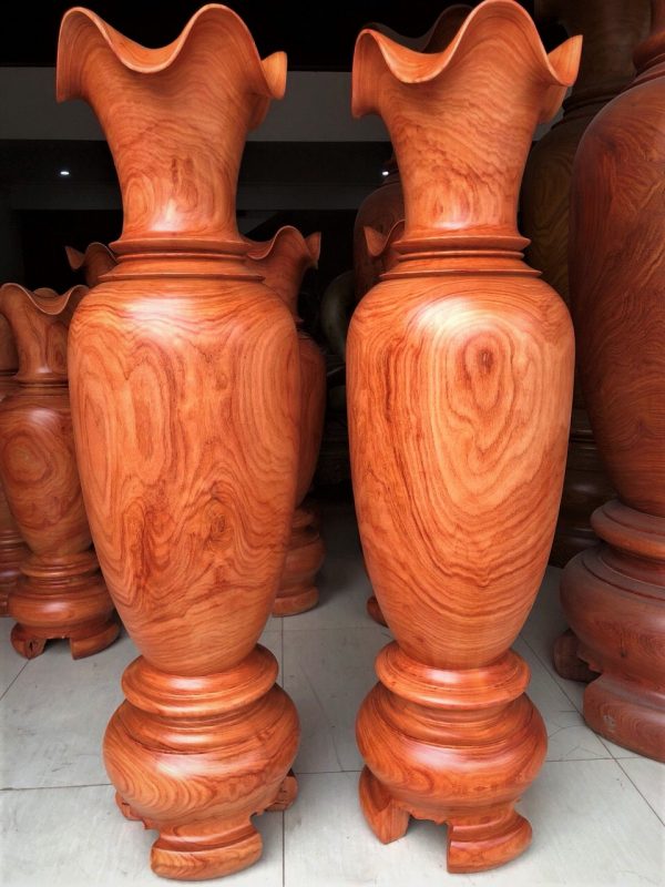 Lục bình gỗ hương đỏ