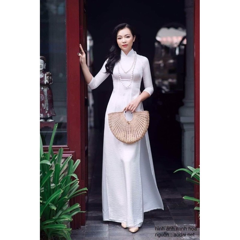 Modernized Ao Dai Set Made of Soft Silk Brocade with 2 2cm Collars and Flared Sleeves
