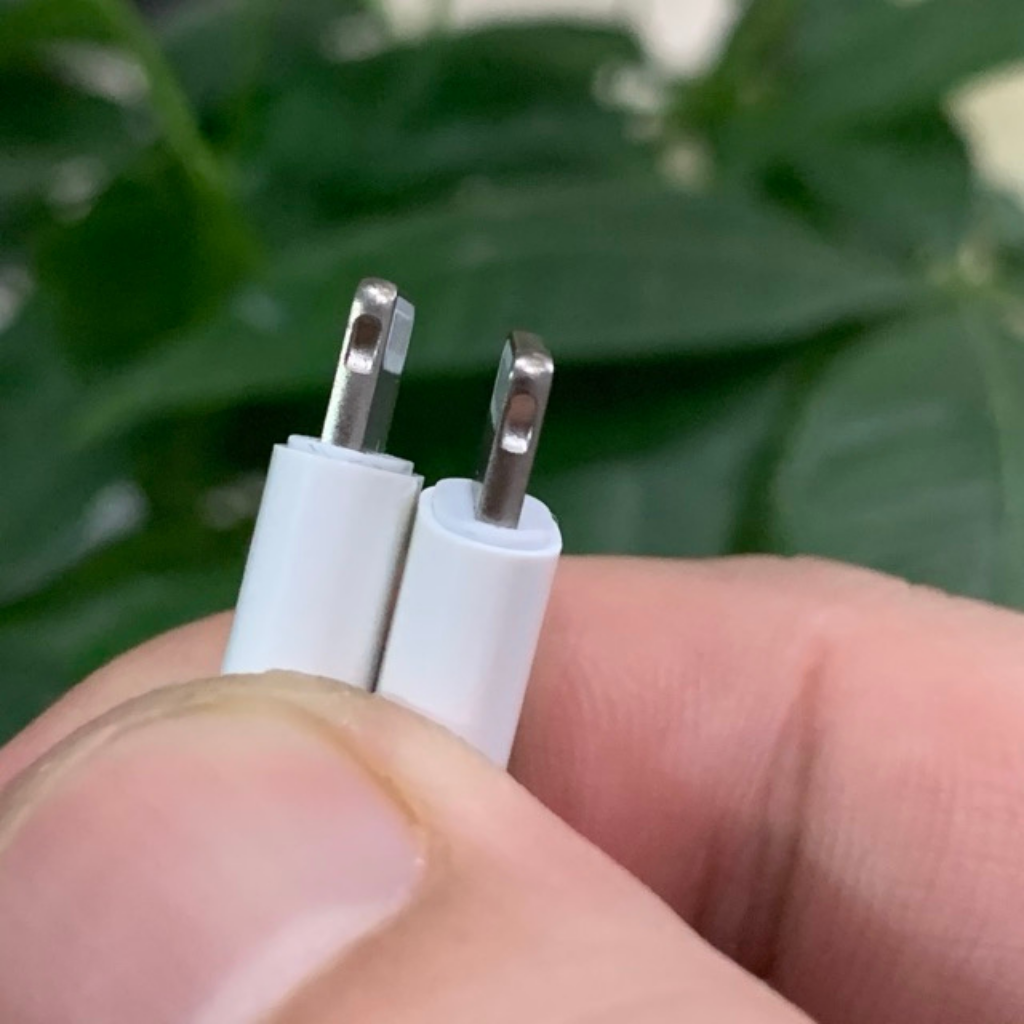 Jack chuyển đổi tai nghe iphone lightning ra 3.5mm cho iphone - halustore