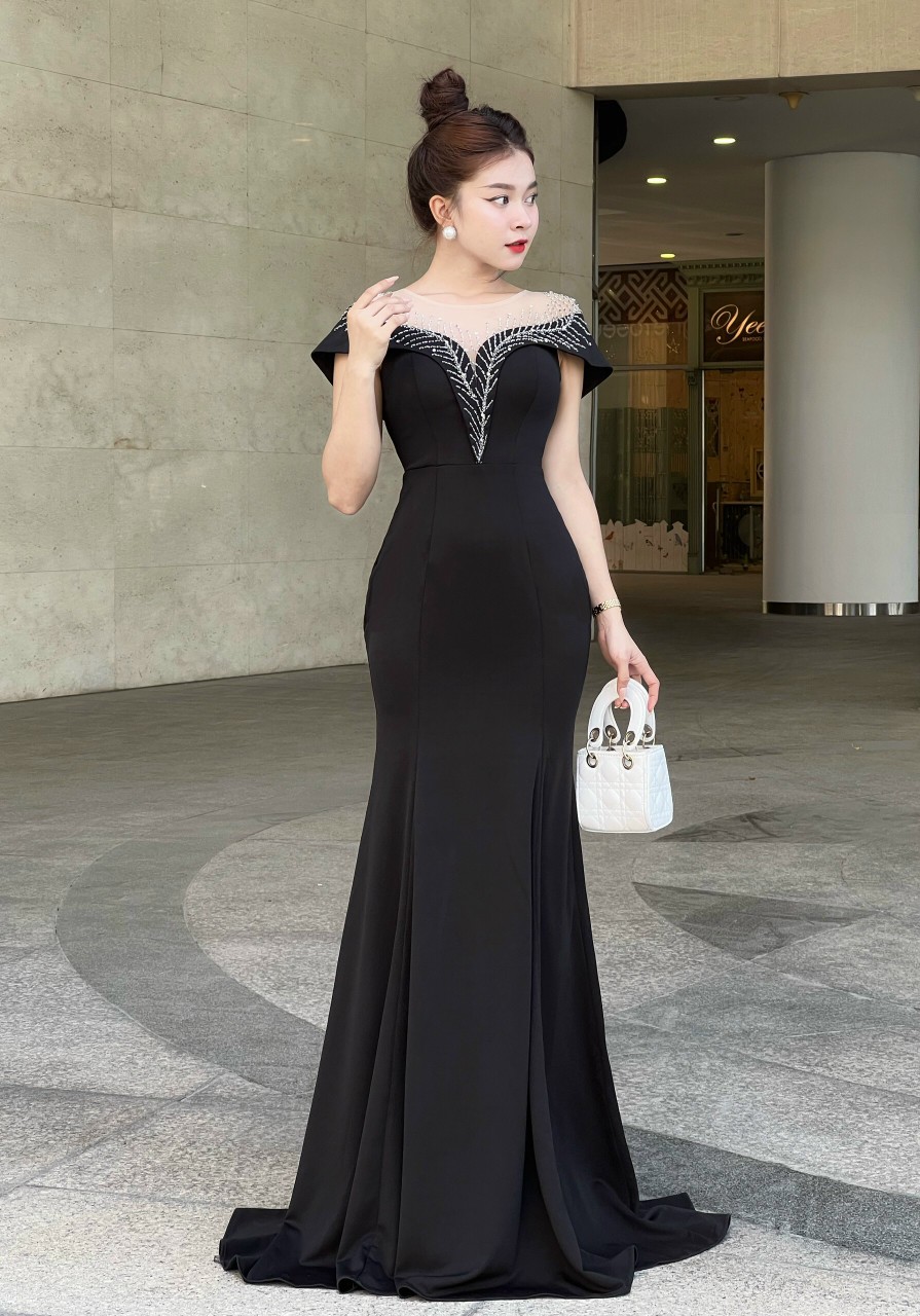 Đầm dạ hội đuôi cá tay choàng phối lưới - YB221237