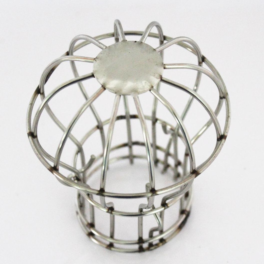 Quả Cầu Chắn Rác Inox Sử Dụng Cho Ống Thoát Phi 60mm Tránh Làm Tắc Cống Giúp Nước Luôn Được Lưu Thông Dễ Dàng Vệ Sinh Sạch Sẽ Khi Sử Dụng