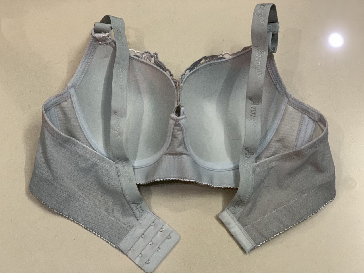 Áo Lót Nữ Mỏng Ren Thêu Big Size Có Gọng Cài Sau 3 Móc Anny 0777 – Siêu Êm, Tôn Dáng