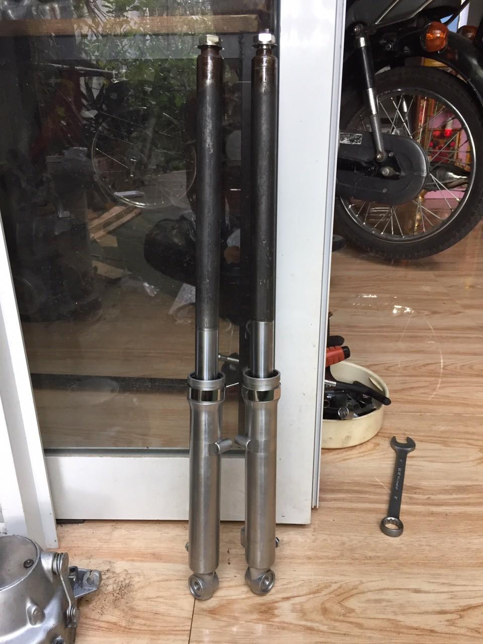 cặp phuột trước xe 67 hàng gia công