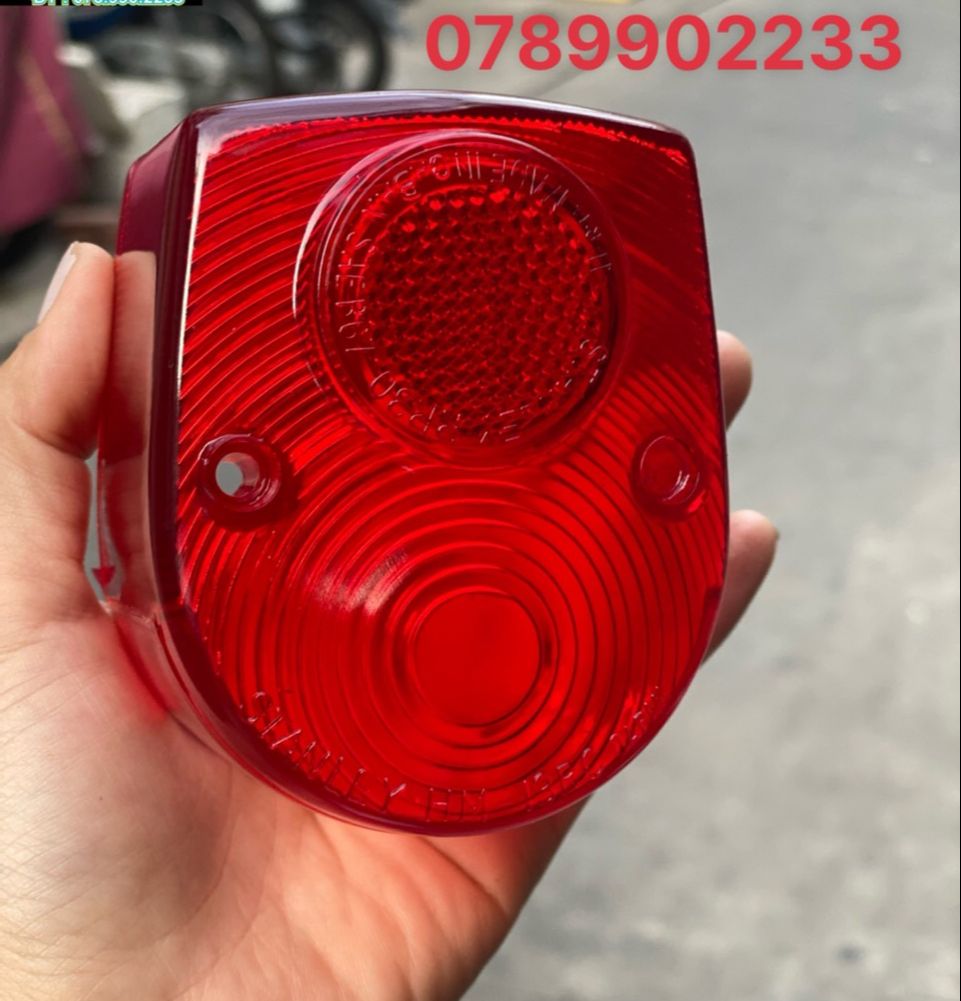 Chụp đèn lái cub 81