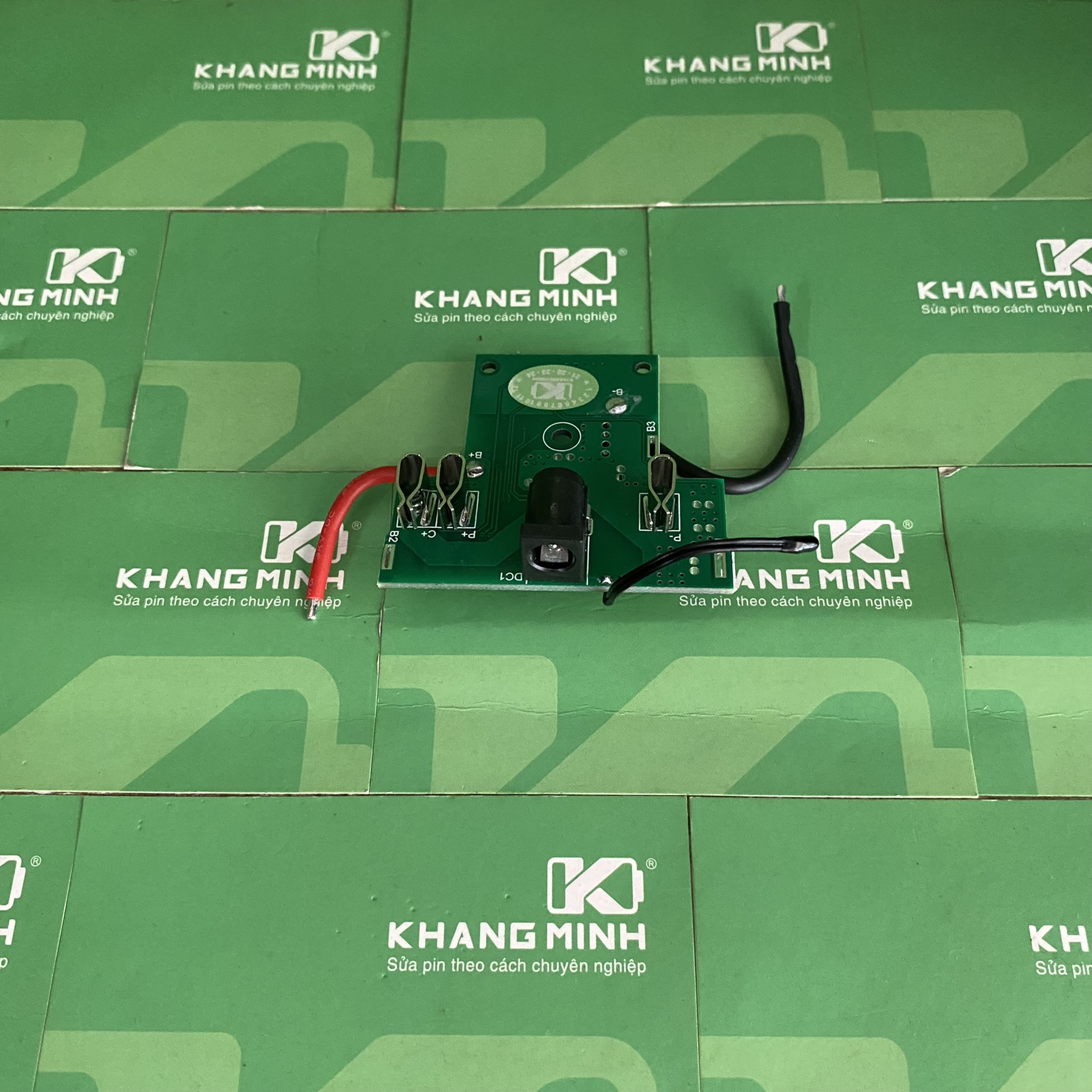 Mạch pin hitachi 14.4v 4s nhận sạc adaptor 16.8v