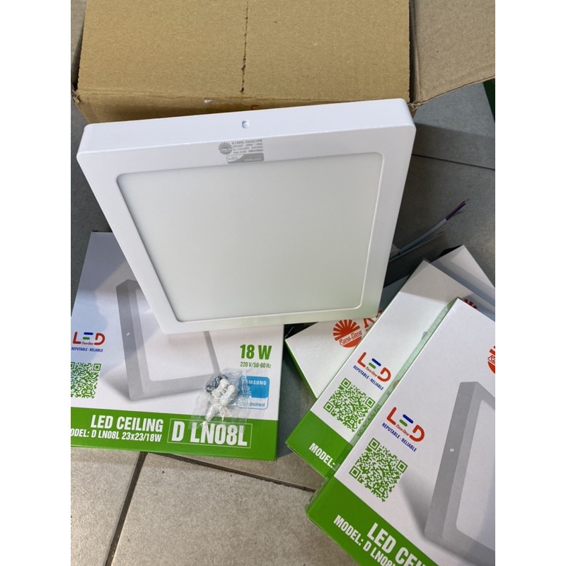 Đèn ốp trần vuông 24W