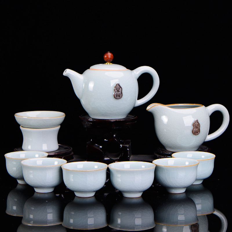 Bộ ấm chén sứ men rạn Cảnh Đức