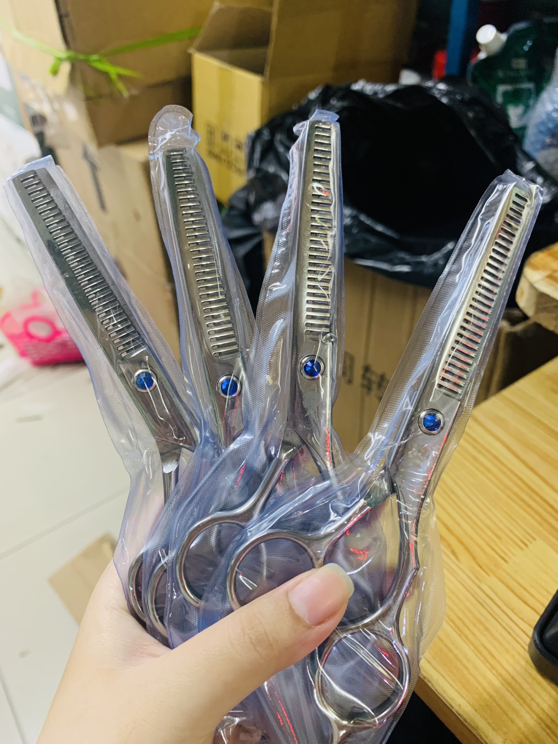KÉO CẮT/ TỈA TÓC TONY&GUY NHIỀU MẪU SIZE 6.0 INCH