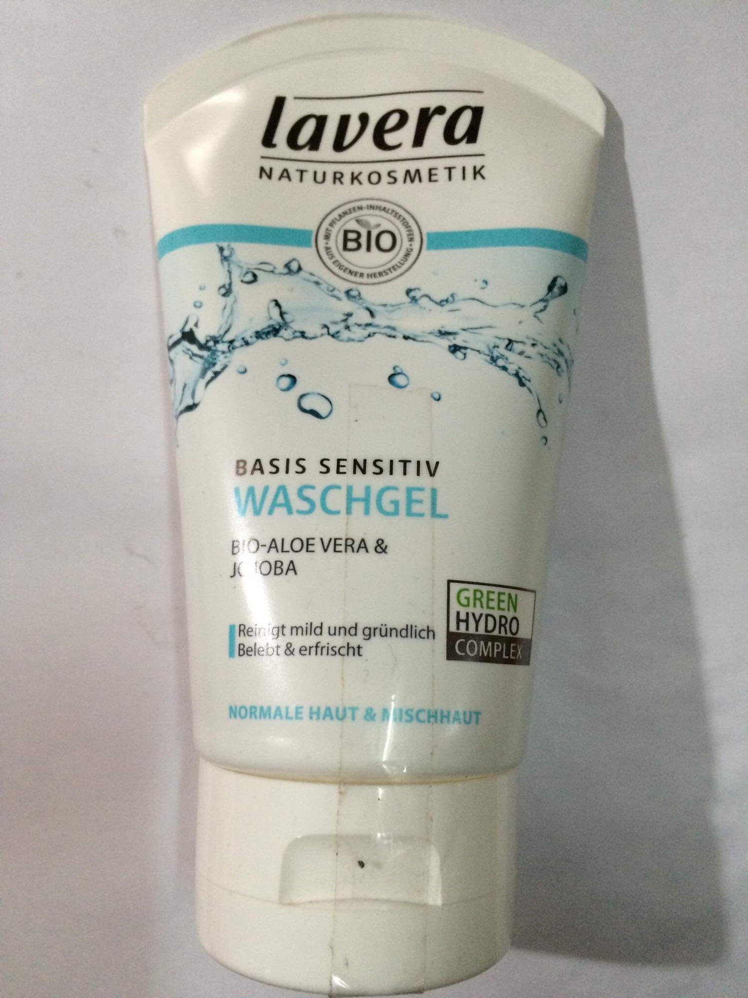SỮA RỬA MẶT LAVERA NATURKOSMETIK
