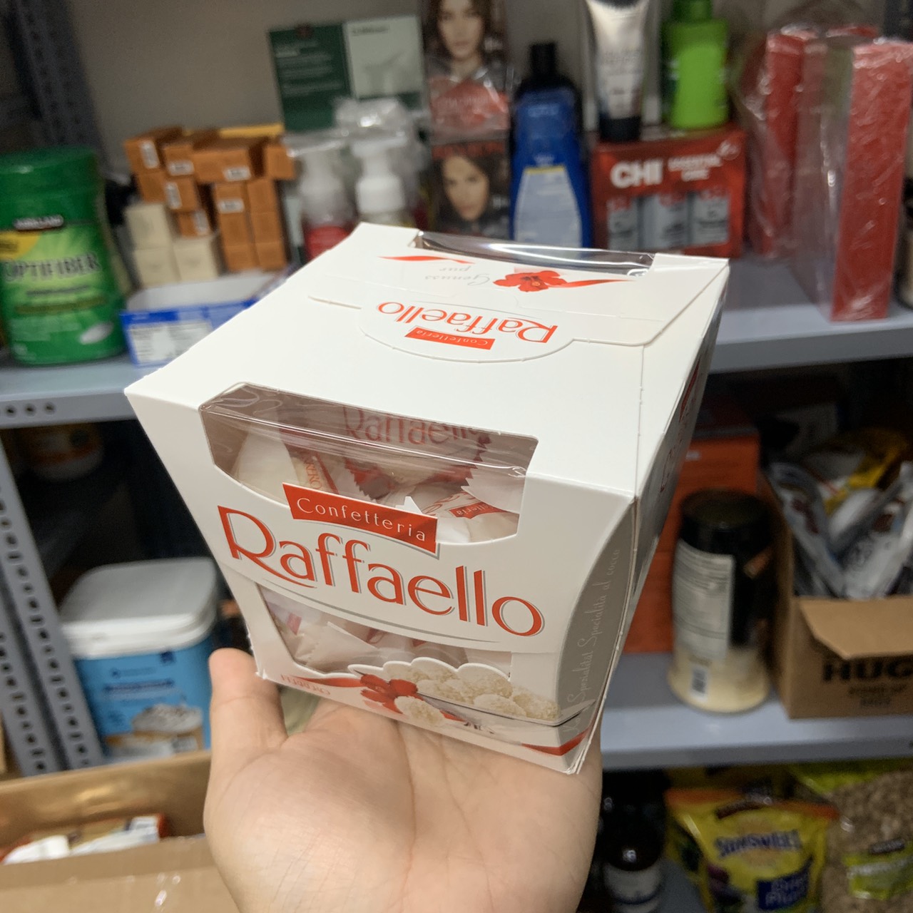 Chocolate bọc dừa hạnh nhân Raffaello - EDS