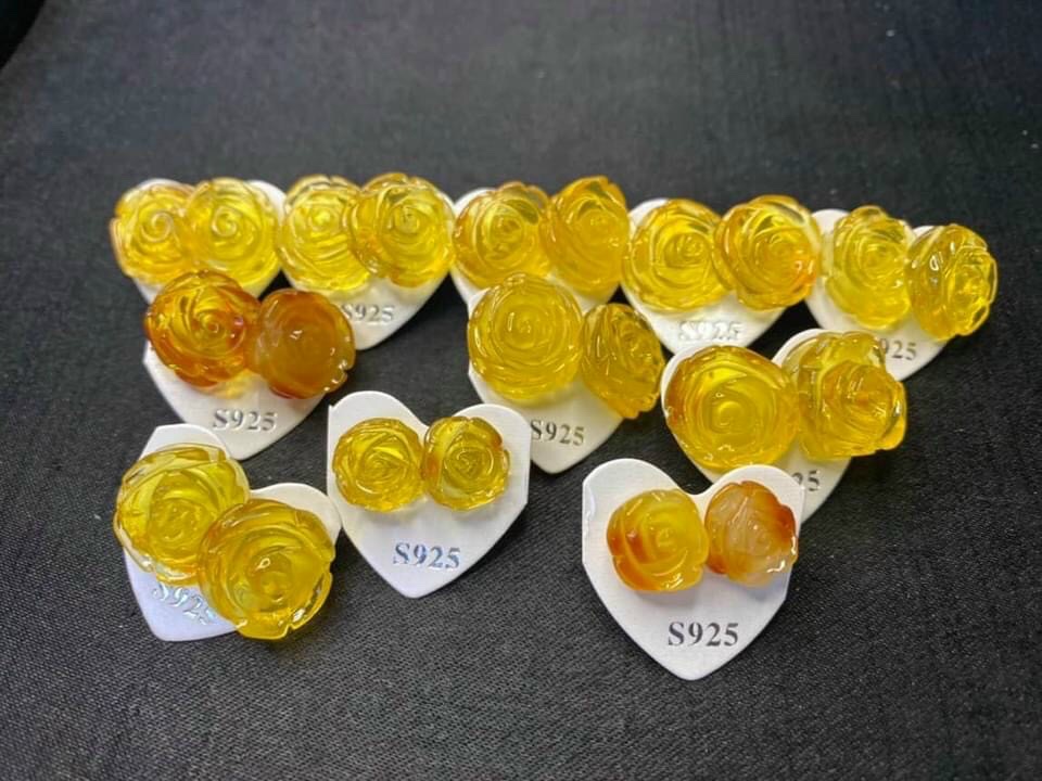 Bông tai, hoa tai đá hổ phách