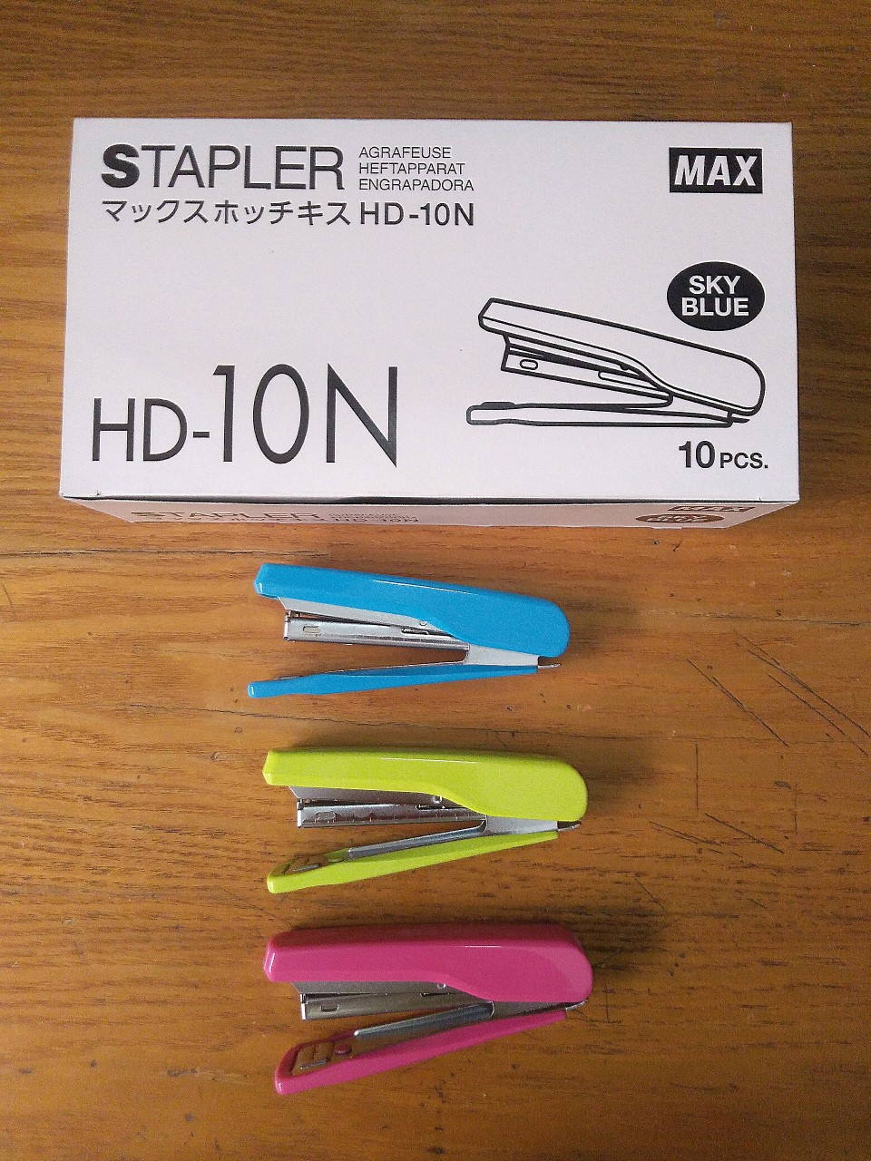 Bấm Kim Số 10 Max HD-10N (Giao Màu Ngẫu Nhiên)