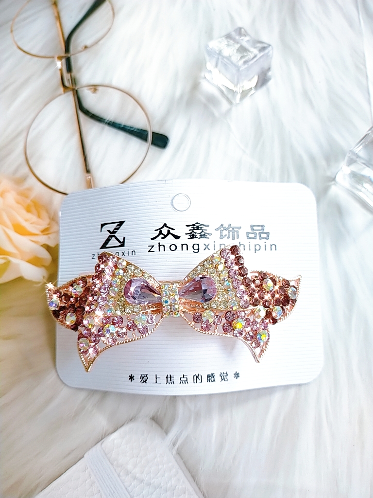 [HCM]KẸP TÓC PHÍA SAU ĐÍNH ĐÁ LẤP LÁNH - KẸP TRUNG NIÊN