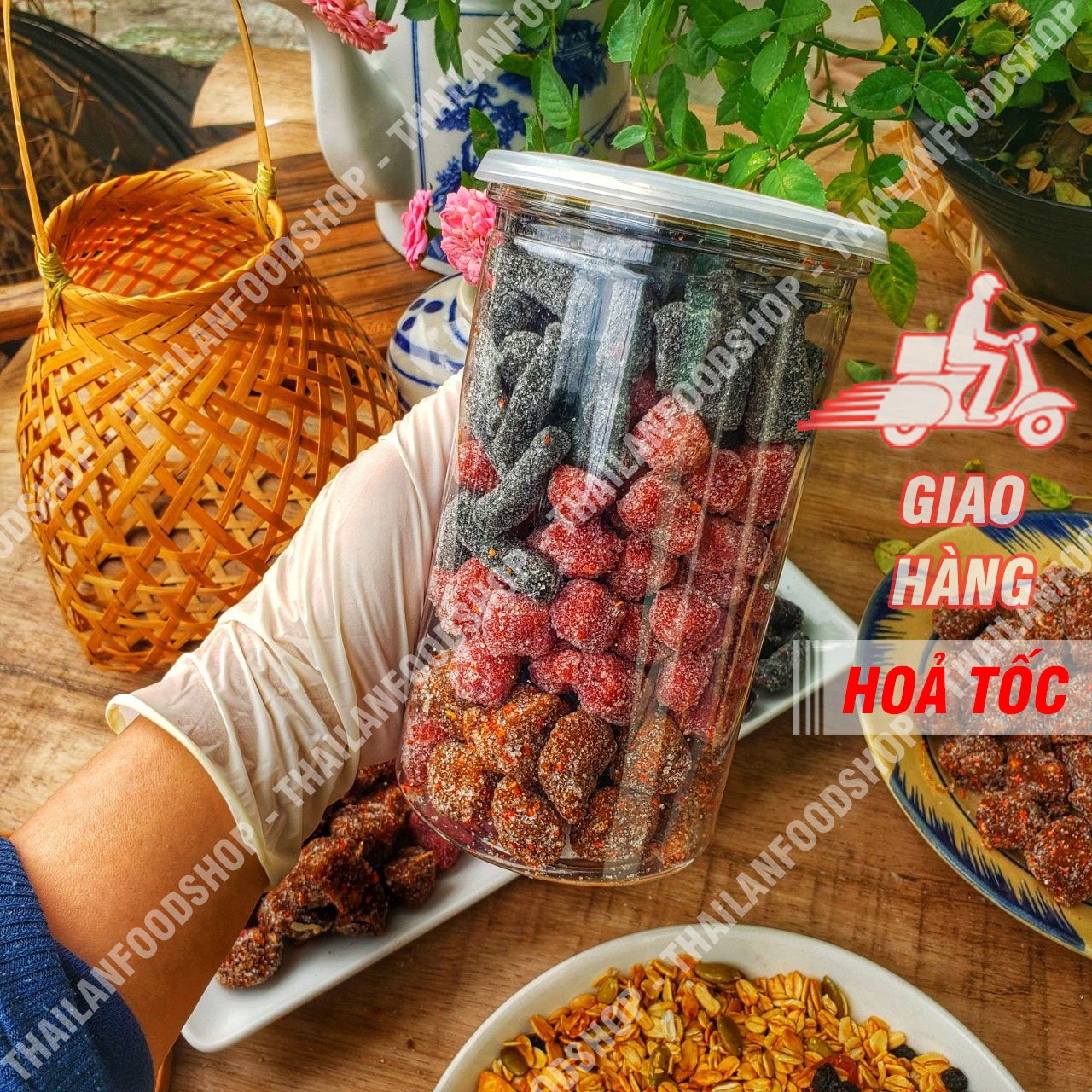 Kẹo Me Cay Mix Kẹo Dâu Tây & Kẹo Dâu Tằm Đặc Sản Đà Lạt - Lon 500gr