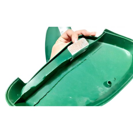 Nắp cốp cub 81. giá cho 1 cặp. nhựa dẻo