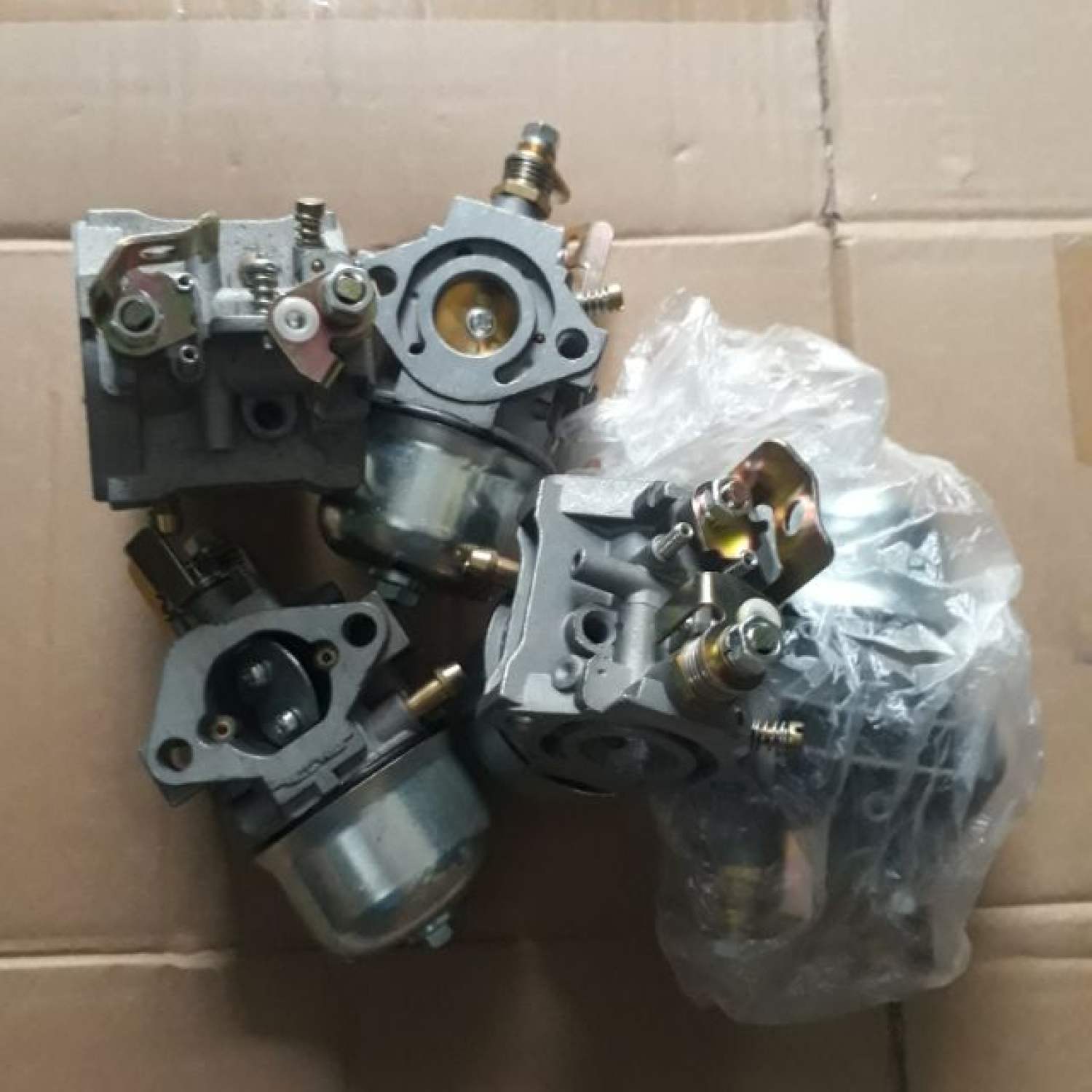 Bình xăng con máy xăng eh09/chế hòa khí robin 3hp