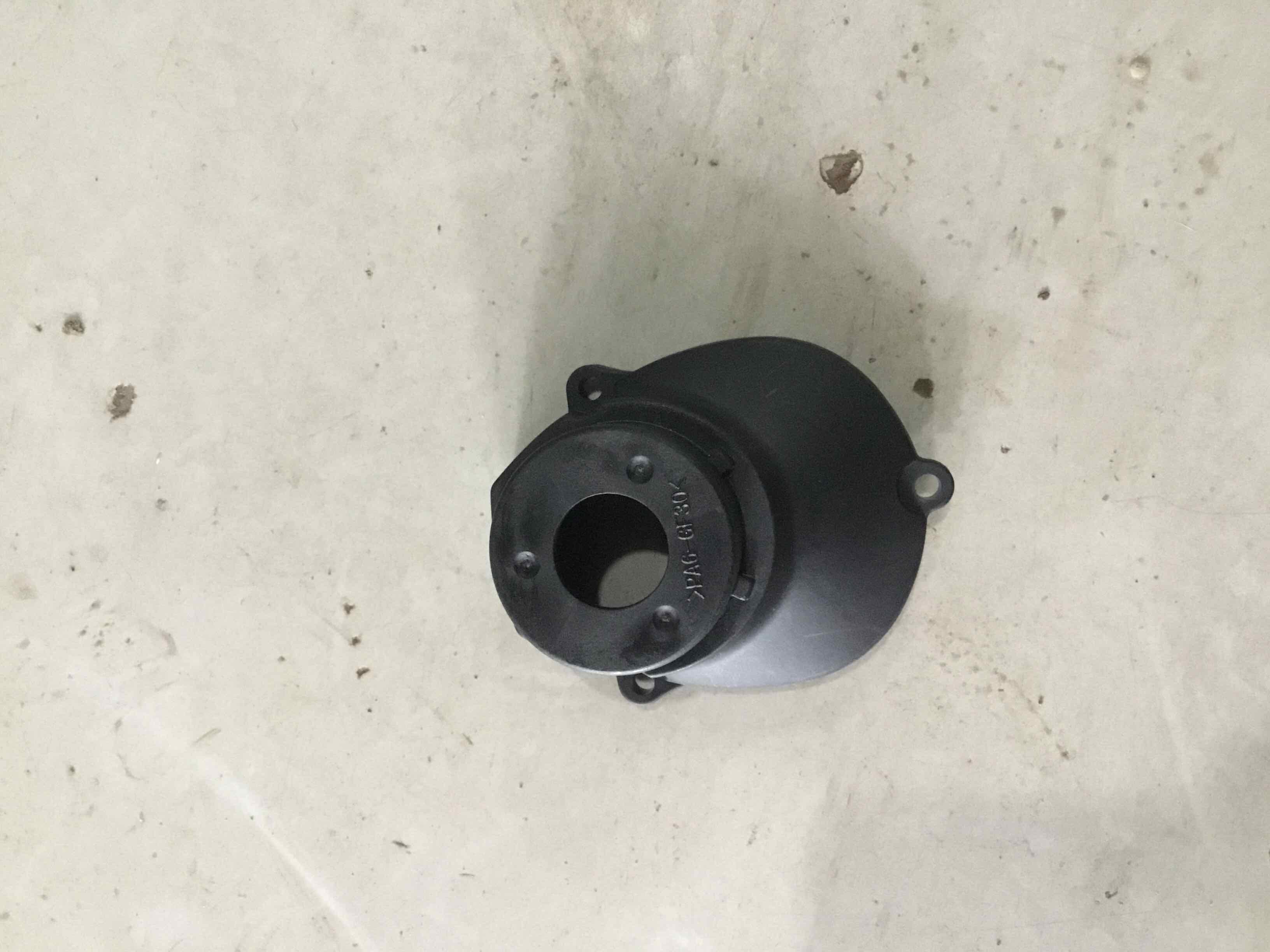 Đầu nhựa đen máy khoan mt817