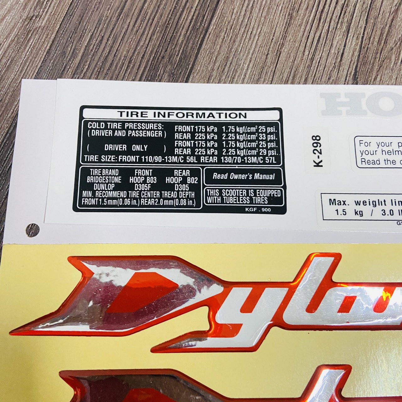 [DYLAN TRẮNG ĐỎ) TEM DÁN XE DYLAN 150CC CAO CẤP NHƯ TEM ZIN (CÓ THÔNG SỐ CỦA XE)